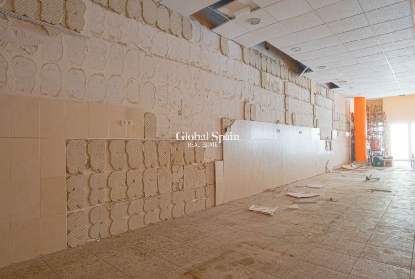 Resale - Commercial -
TORREVIEJA - Torrevieja