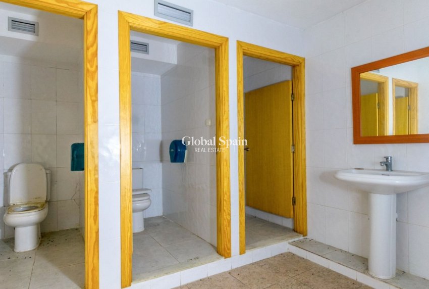 Resale - Commercial -
TORREVIEJA - Torrevieja