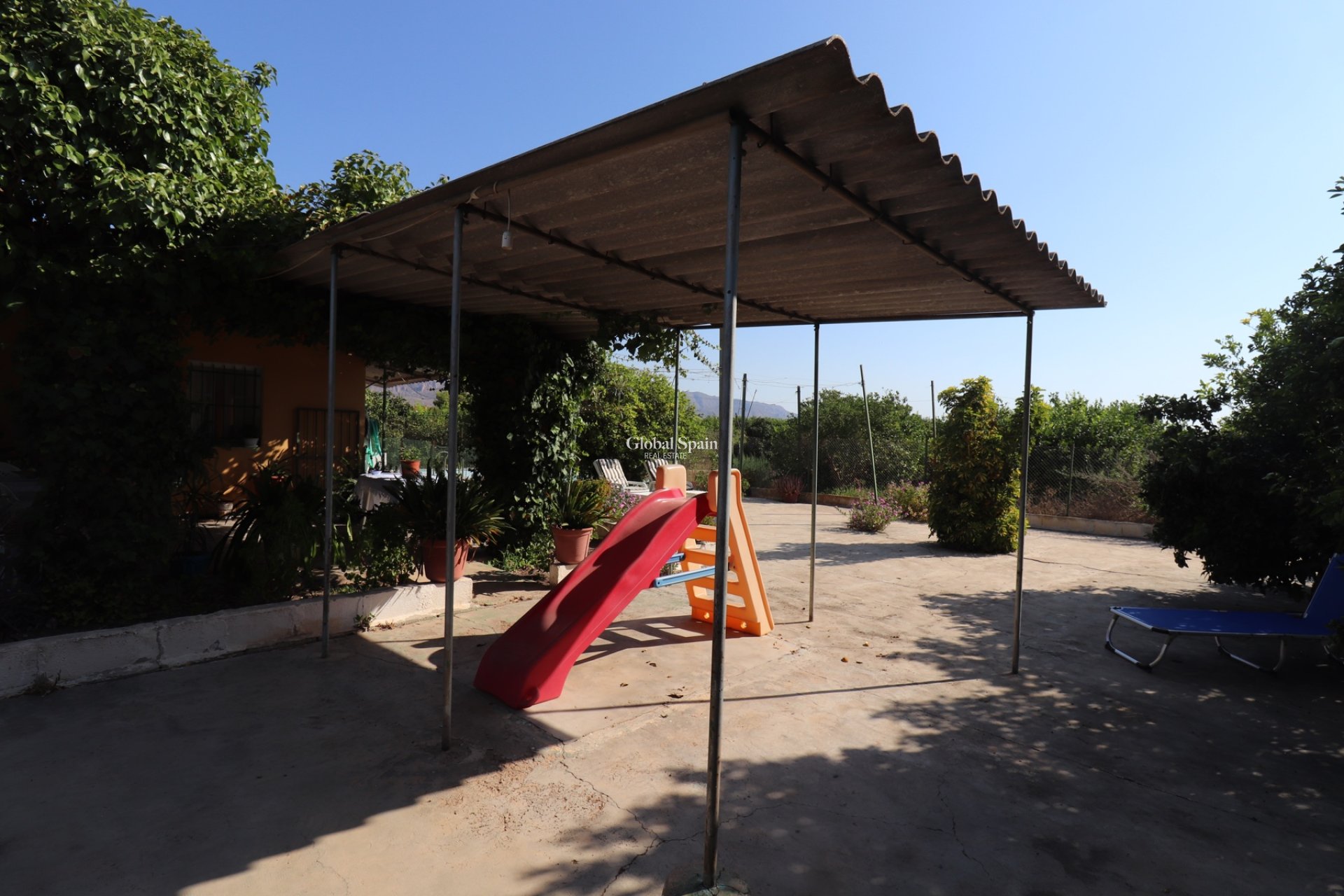 Resale - Country Property/Finca -
ALBATERA