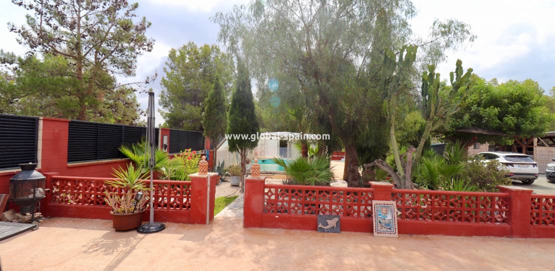 Resale - Country Property/Finca - Aspe