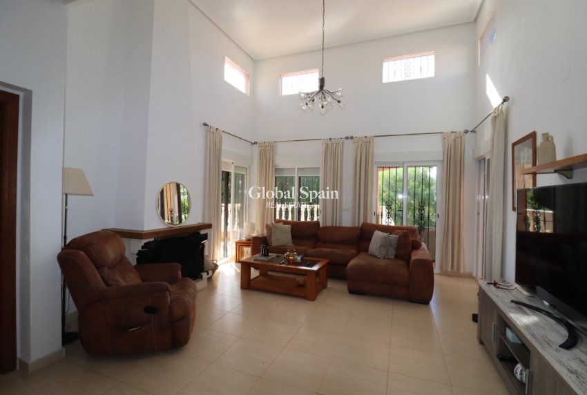 Resale - Country Property/Finca -
CATRAL - Catral