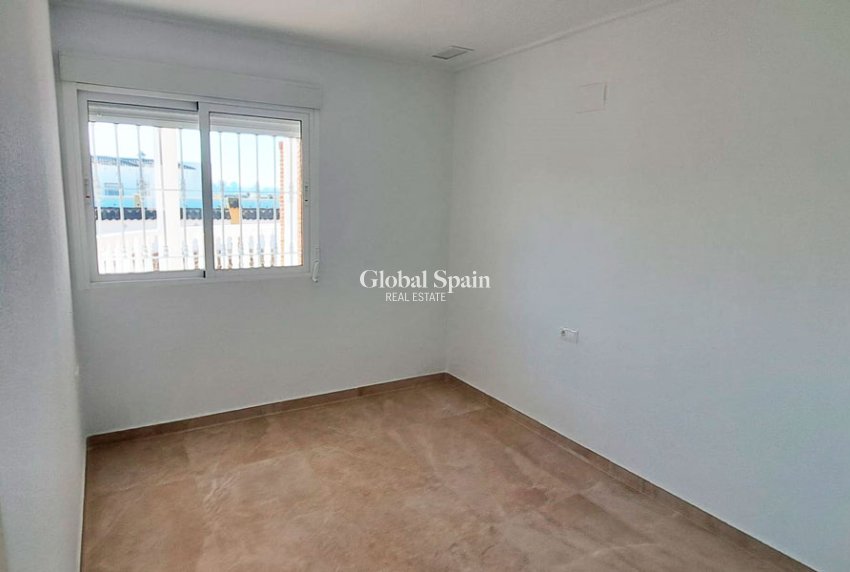 Resale - Country Property/Finca -
CATRAL - Catral