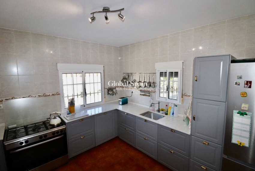 Resale - Country Property/Finca -
CATRAL - Catral