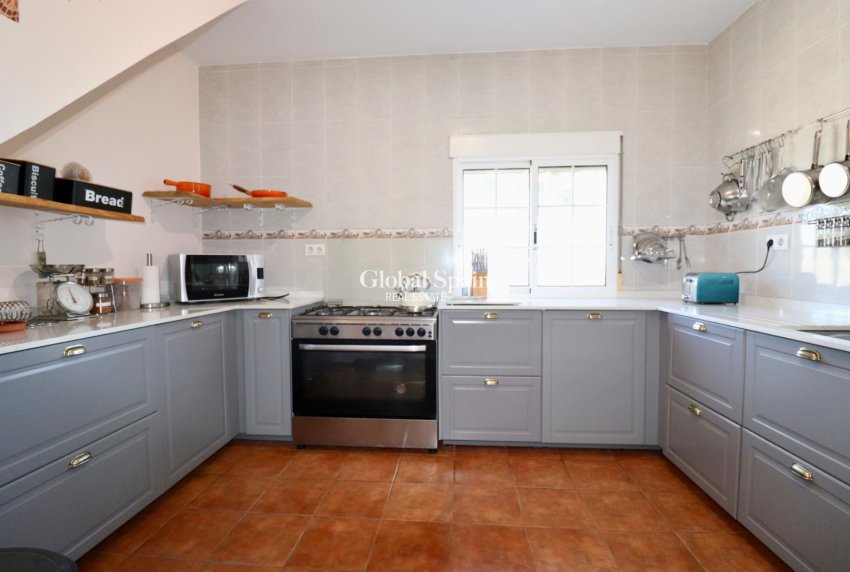 Resale - Country Property/Finca -
CATRAL - Catral