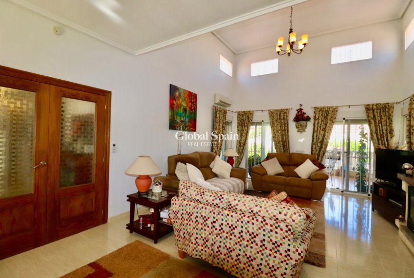 Resale - Country Property/Finca -
CATRAL - Catral