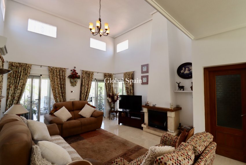 Resale - Country Property/Finca -
CATRAL - Catral