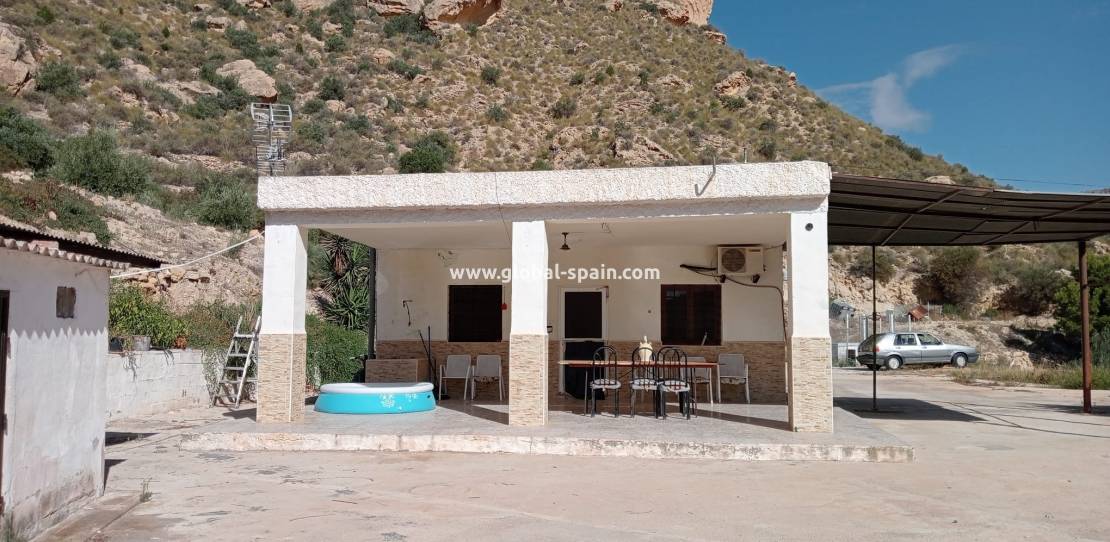 Resale - Country Property/Finca - Crevillente