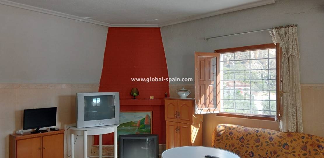 Resale - Country Property/Finca - Crevillente