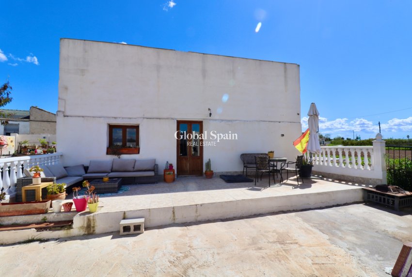 Resale - Country Property/Finca -
DOLORES
