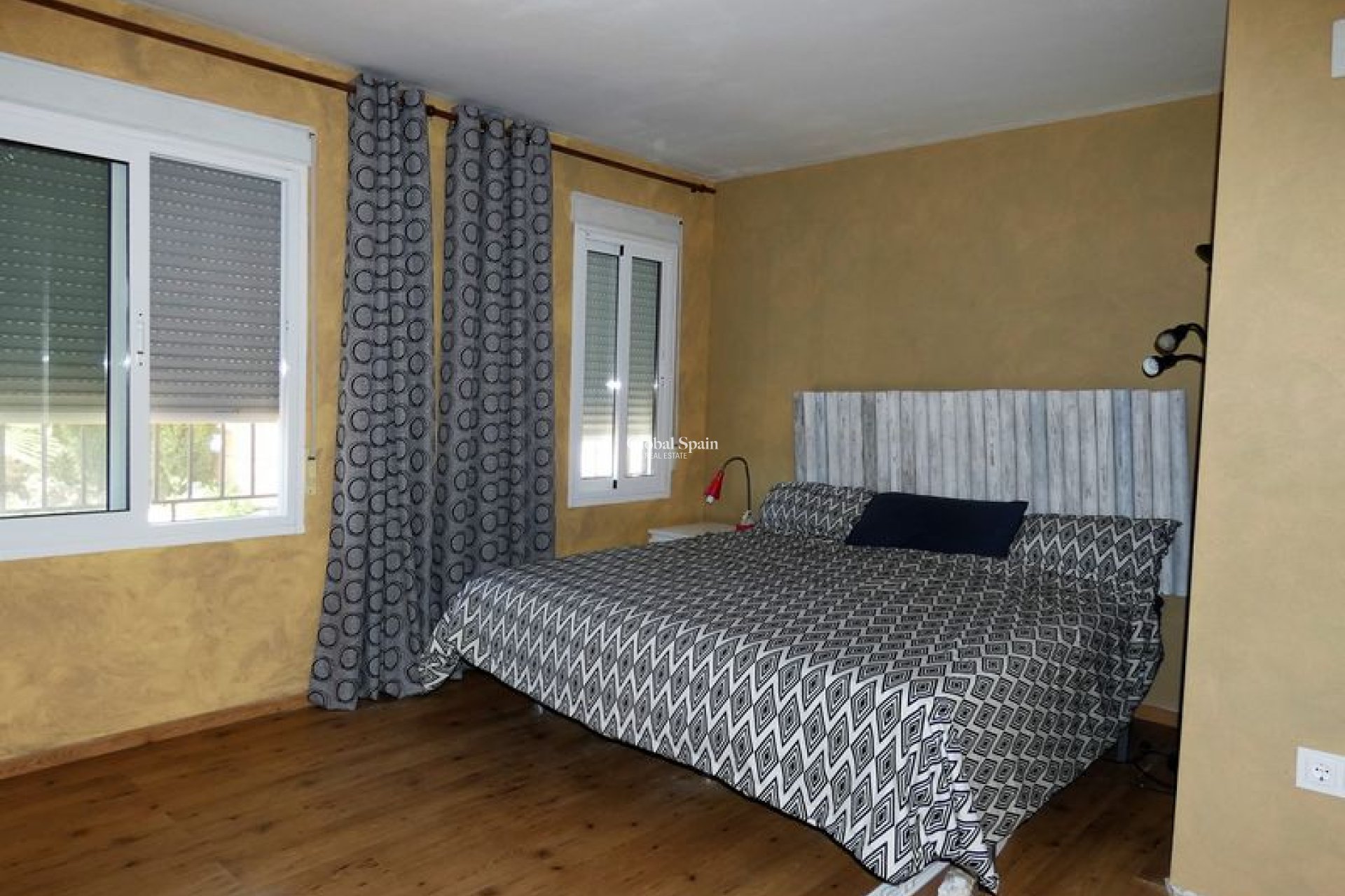 Resale - Country Property/Finca -
ORIHUELA - Orihuela