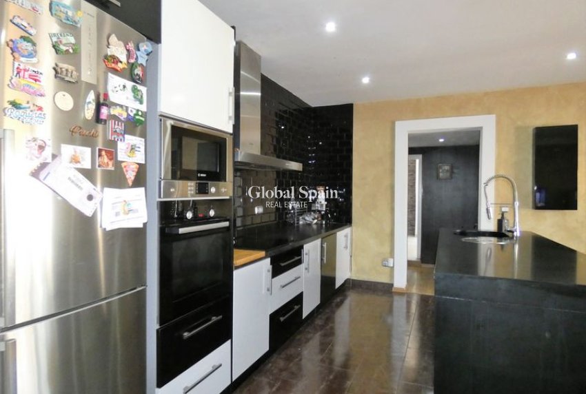 Resale - Country Property/Finca -
ORIHUELA - Orihuela