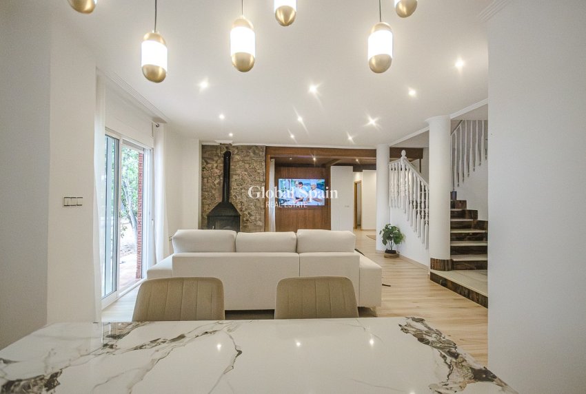 Resale - Country Property/Finca -
ORIHUELA - Orihuela