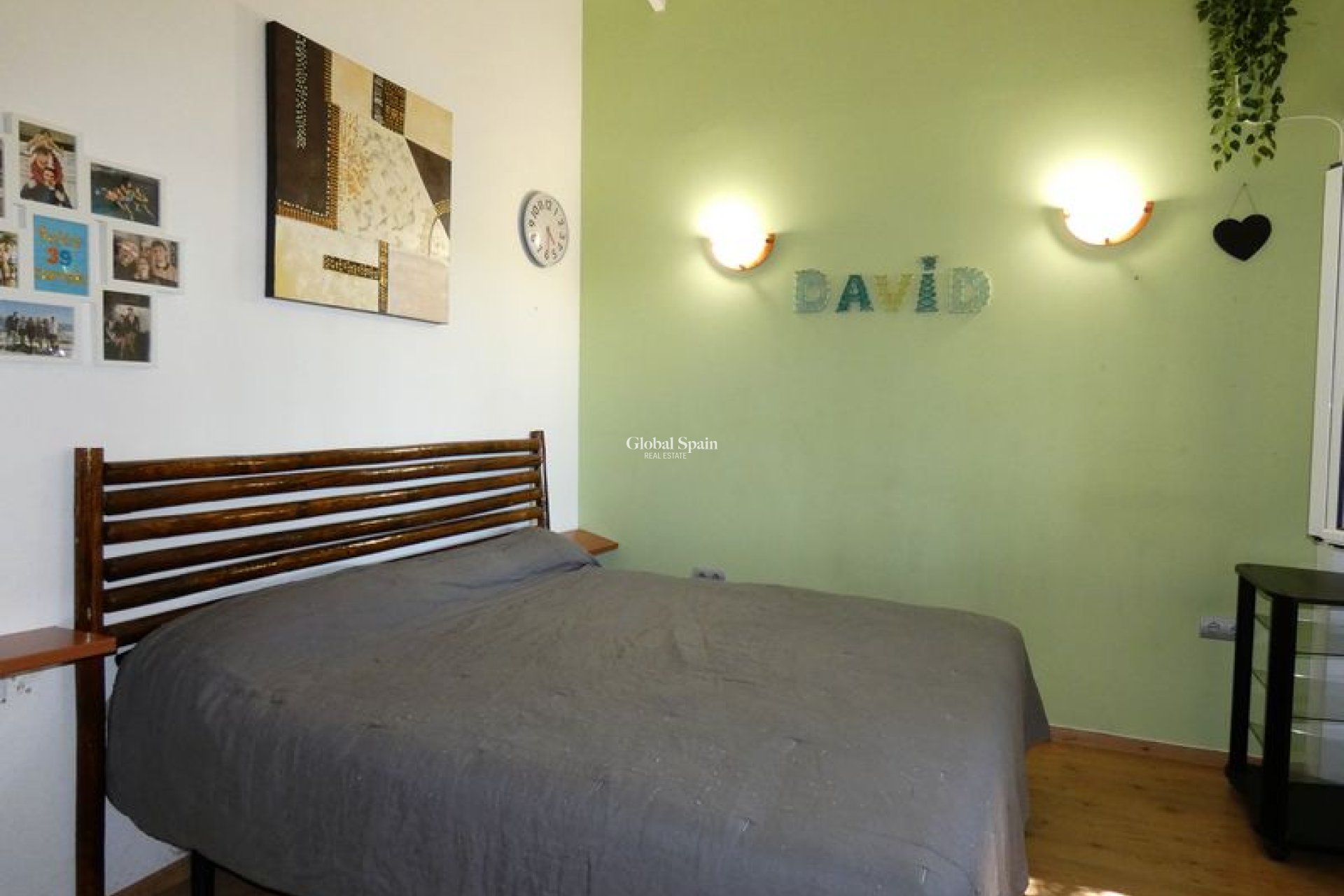 Resale - Country Property/Finca -
ORIHUELA