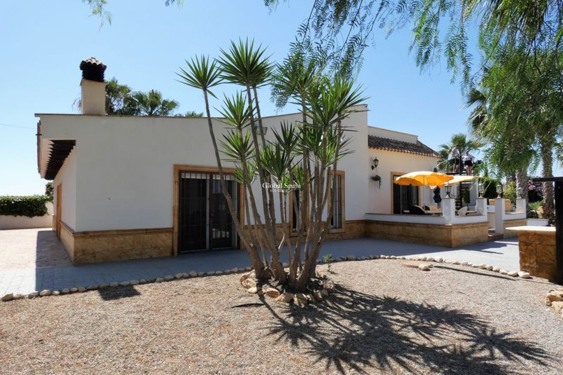 Resale - Country Property/Finca -
ORIHUELA