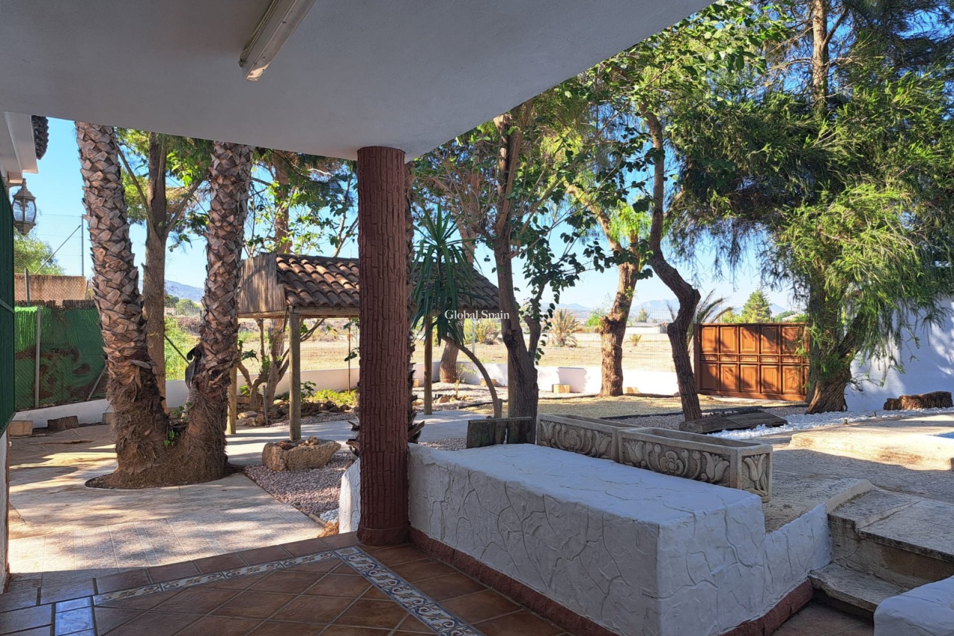 Resale - Country Property/Finca -
ORIHUELA