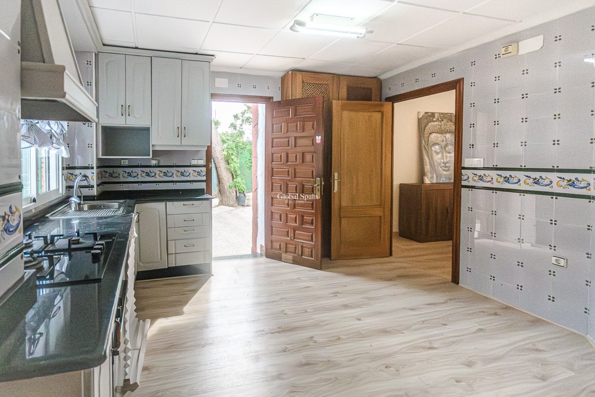 Resale - Country Property/Finca -
ORIHUELA