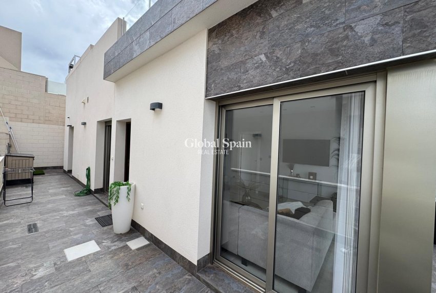 Resale - detached_house -
ORIHUELA - Costa Blanca Sur