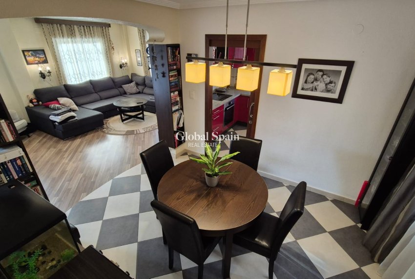 Resale - detached_house -
ORIHUELA COSTA - Costa Blanca Sur