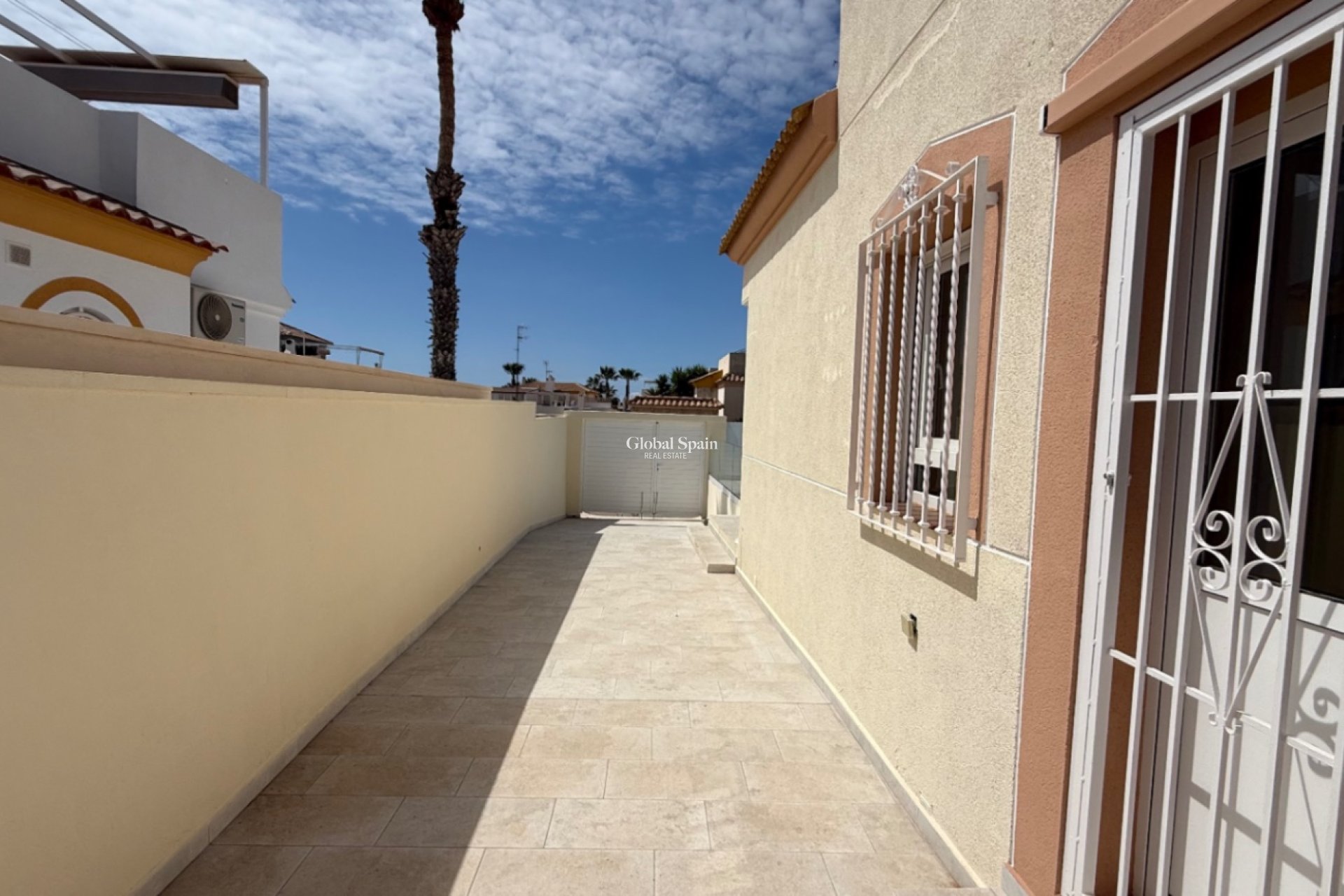 Resale - detached_house -
TORREVIEJA - Costa Blanca Sur
