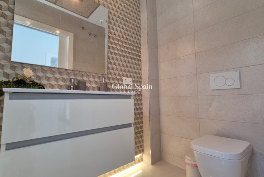 Resale - detached_house -
TORREVIEJA - Costa Blanca Sur