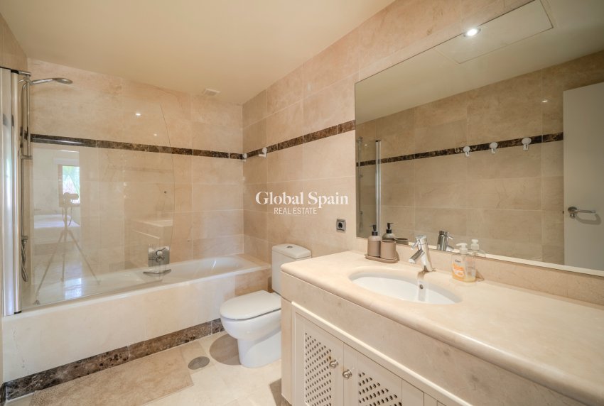 Resale - Duplex -
LOS ALCÁZARES - Los Montesinos