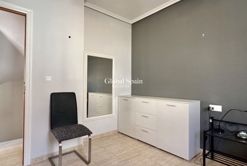Resale - Duplex -
ORIHUELA COSTA - Playa Flamenca