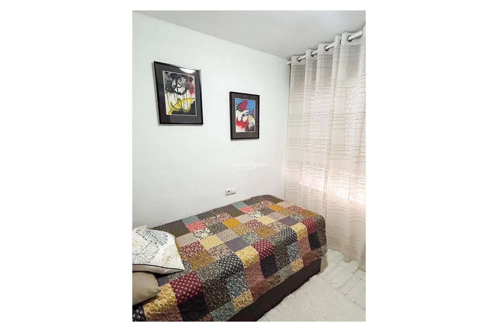 Resale - Duplex -
TORREVIEJA - Center