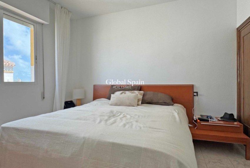 Resale - Duplex -
TORREVIEJA - La Mata