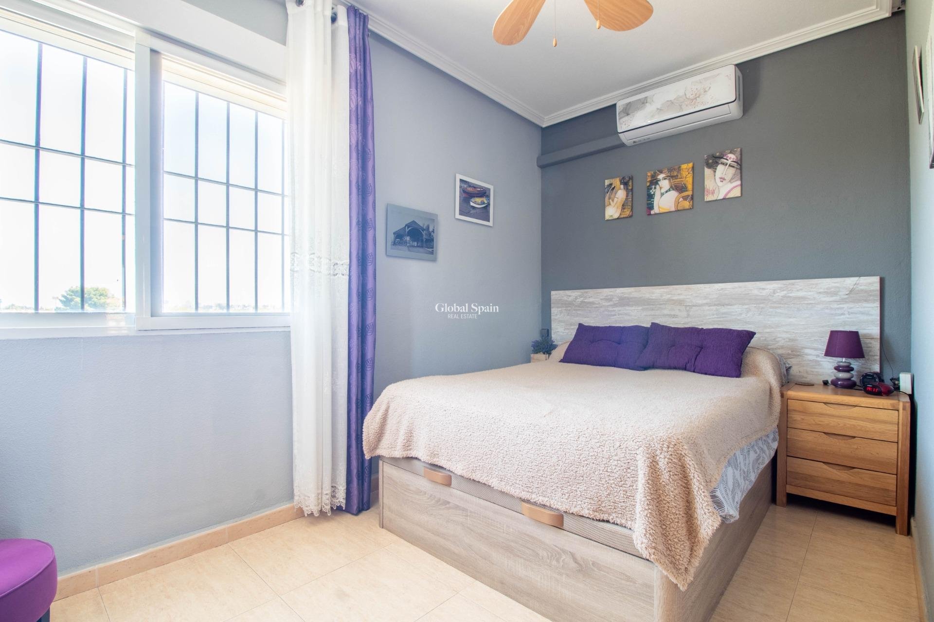 Resale - Duplex -
TORREVIEJA - La Siesta - El Salado - Torreta