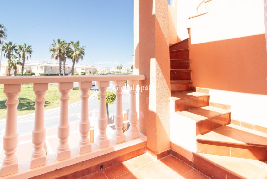 Resale - Duplex -
TORREVIEJA - La Siesta - El Salado - Torreta