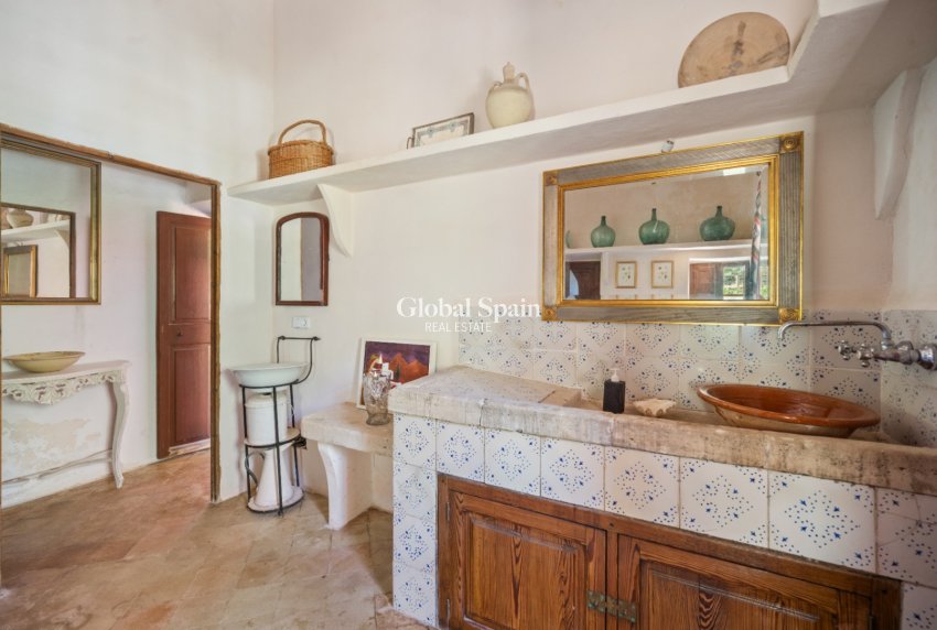 Resale - Finca / Country House -
Felanitx - Mallorca