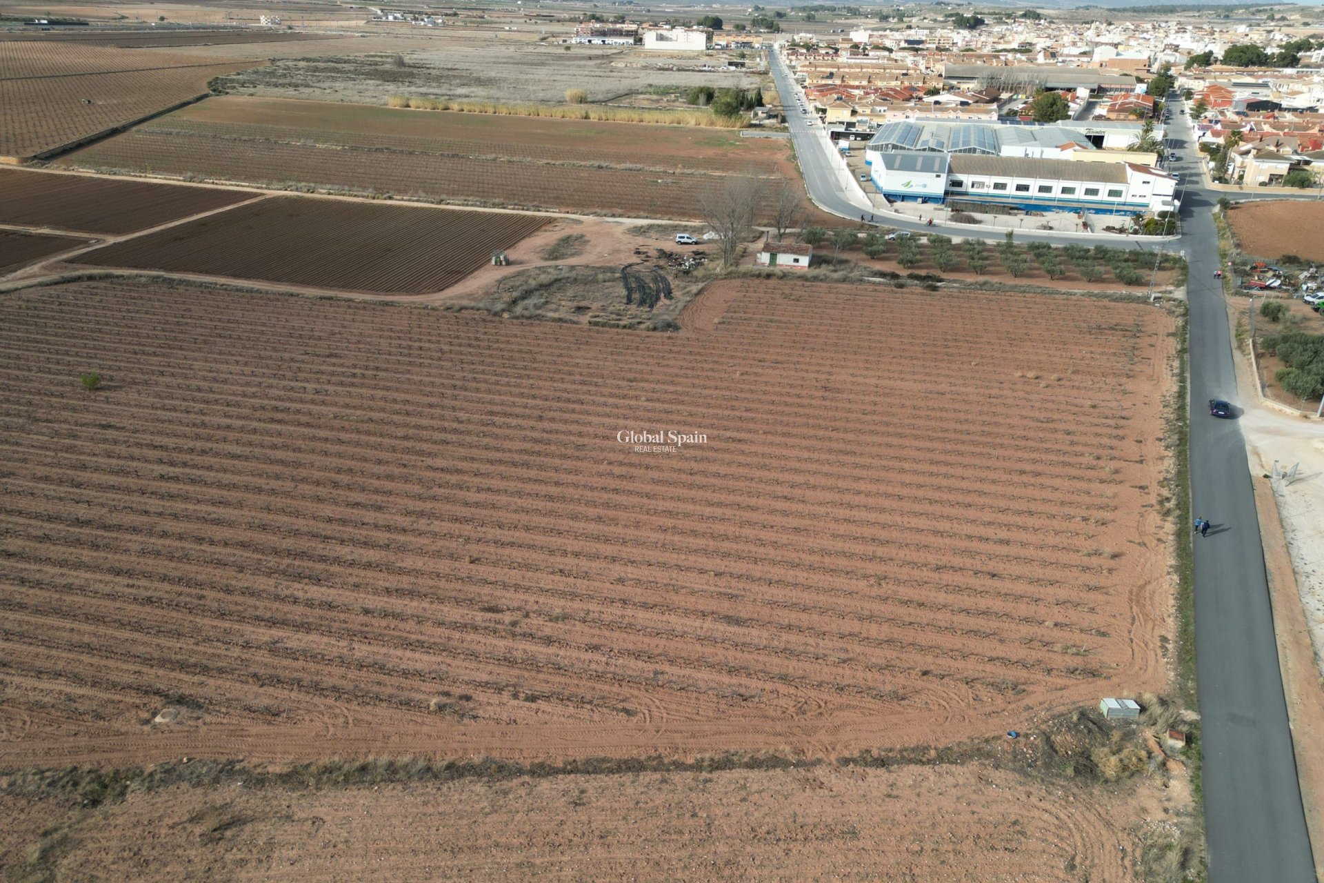 Resale - Grond -
Pinoso