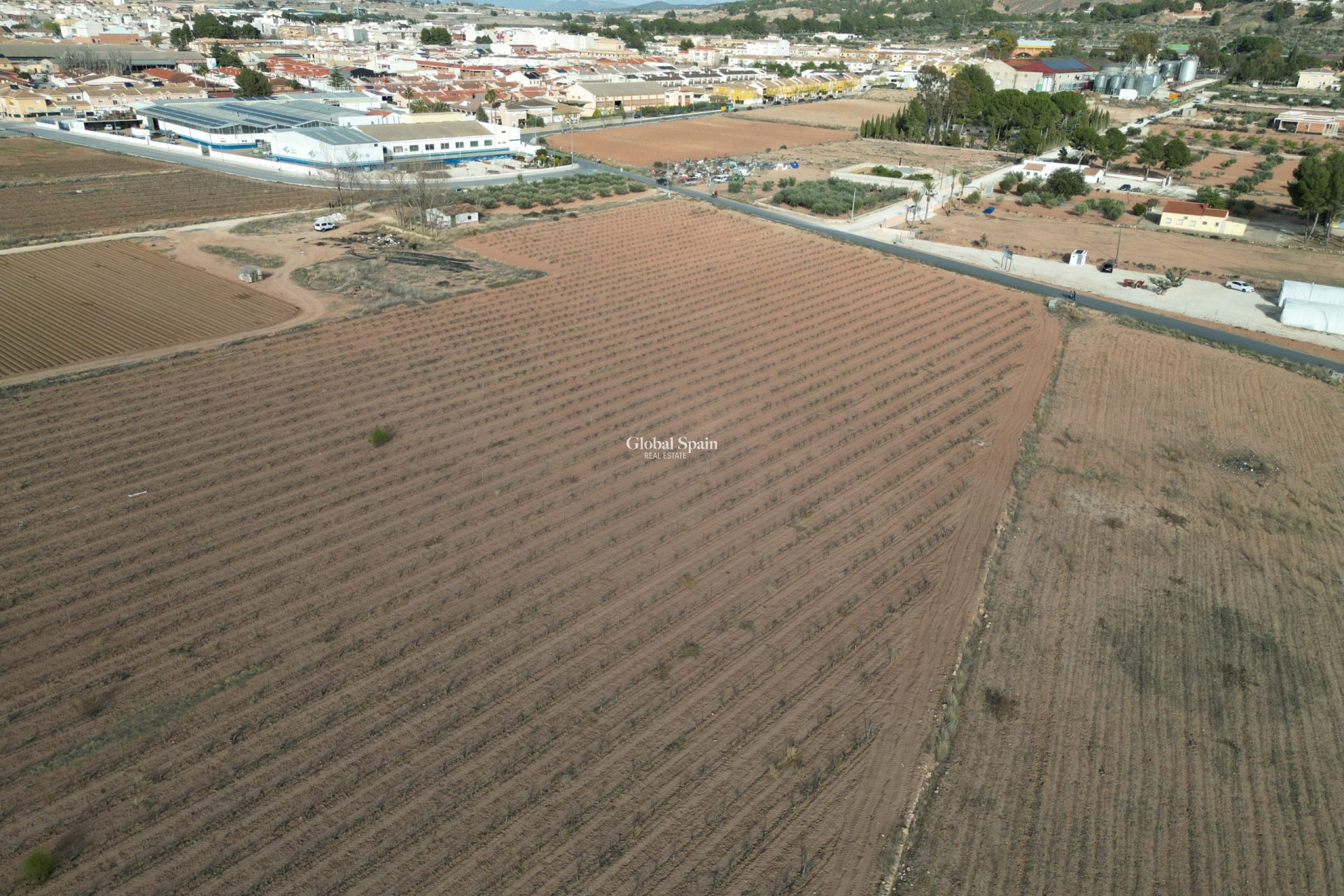 Resale - Grond -
Pinoso