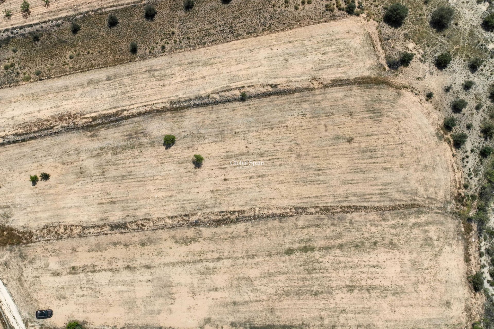 Resale - Grond -
Pinoso