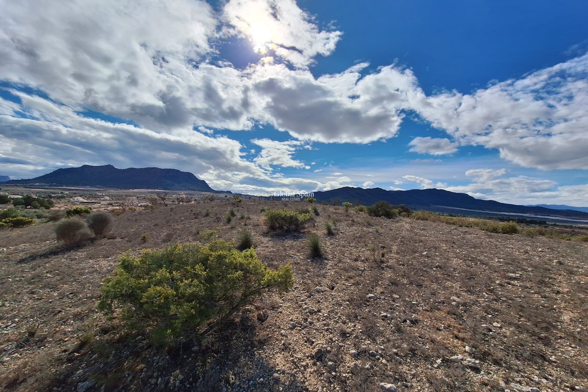 Resale - Grond -
Salinas