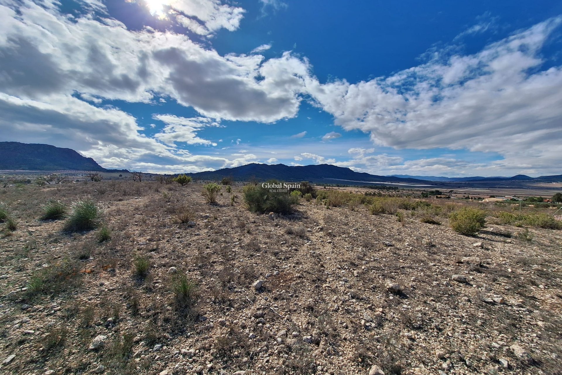 Resale - Grond -
Salinas