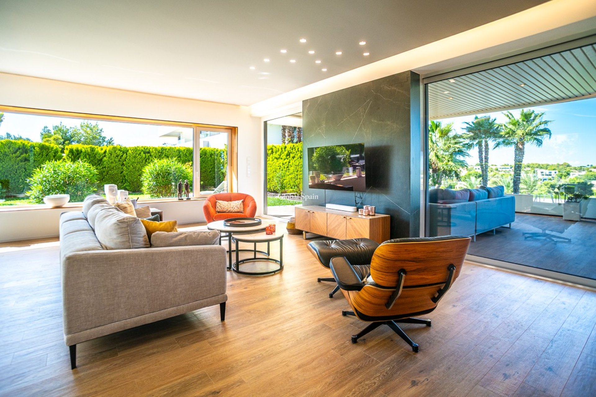 Resale - Ground Floor -
LAS COLINAS GOLF RESORT