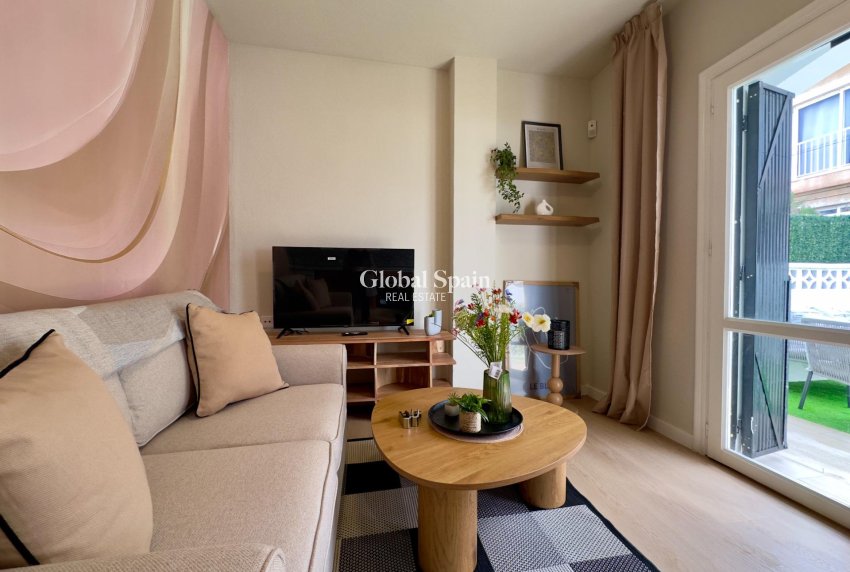 Resale - Ground Floor -
ORIHUELA COSTA - La Regia