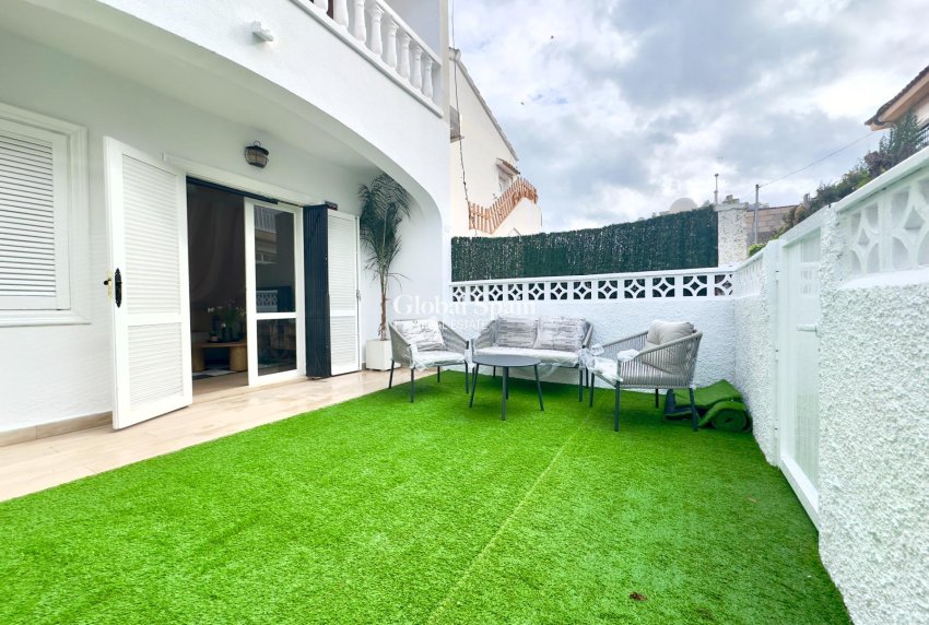 Resale - Ground Floor -
ORIHUELA COSTA - La Regia