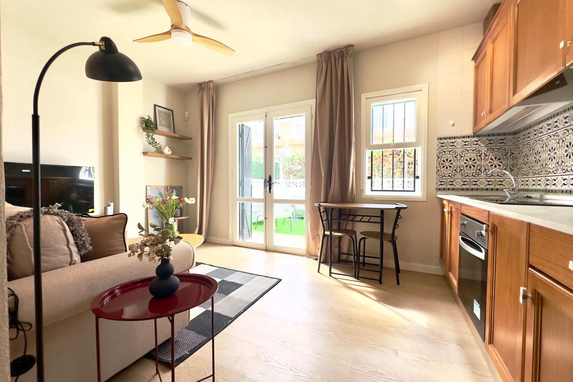 Resale - Ground Floor -
ORIHUELA COSTA - La Regia