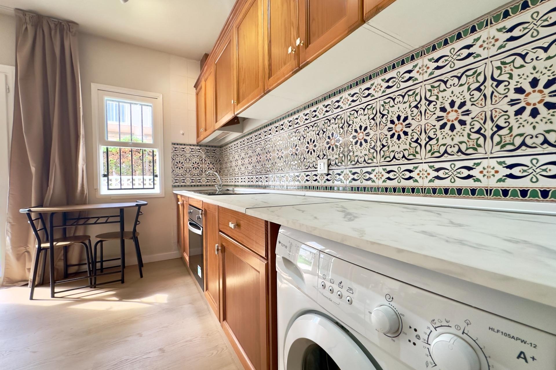 Resale - Ground Floor -
ORIHUELA COSTA - La Regia