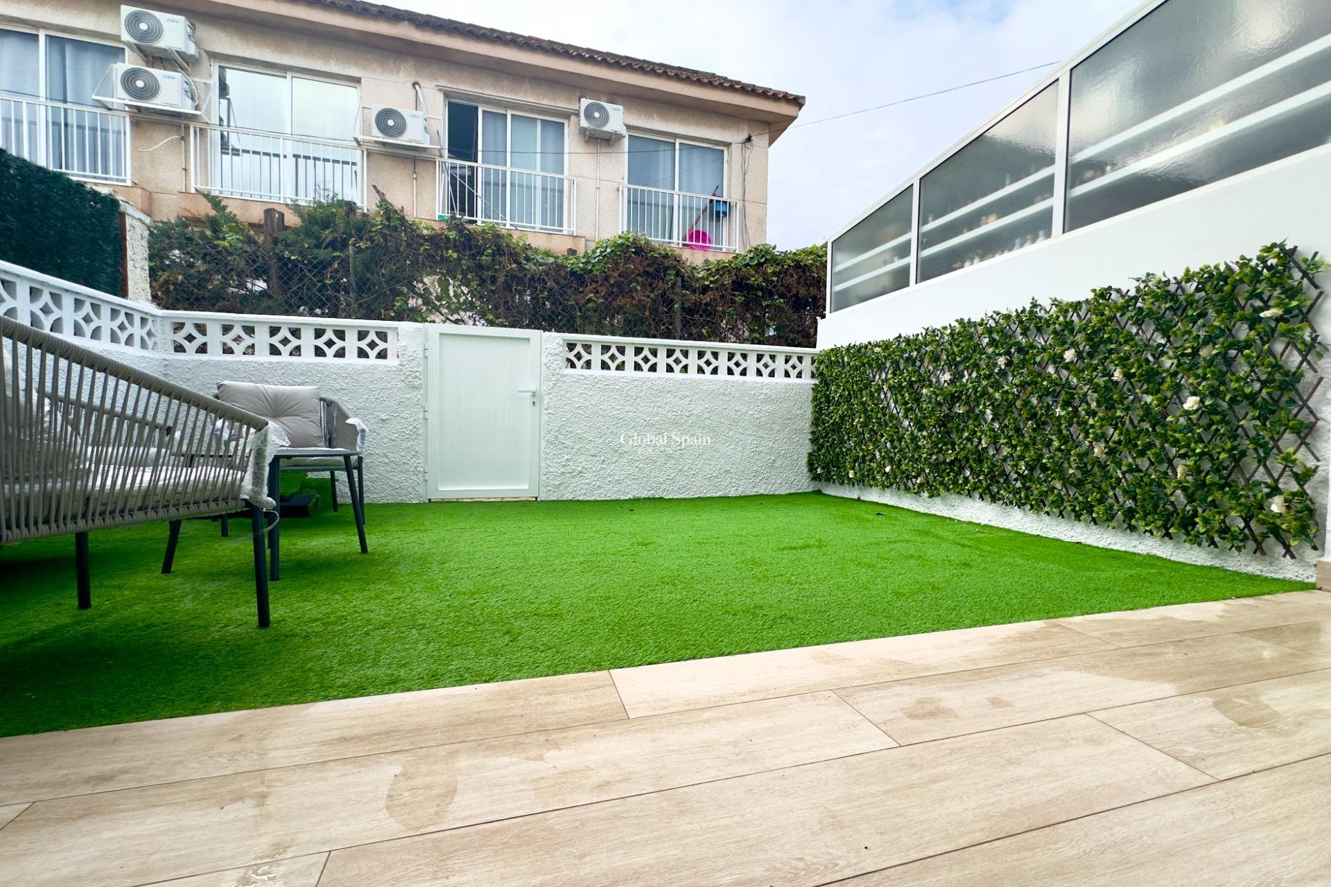 Resale - Ground Floor -
ORIHUELA COSTA - La Regia