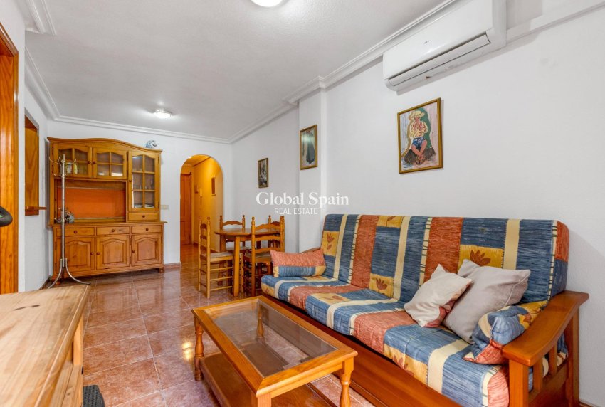 Resale - Ground Floor -
TORREVIEJA - Estacion de autobuses