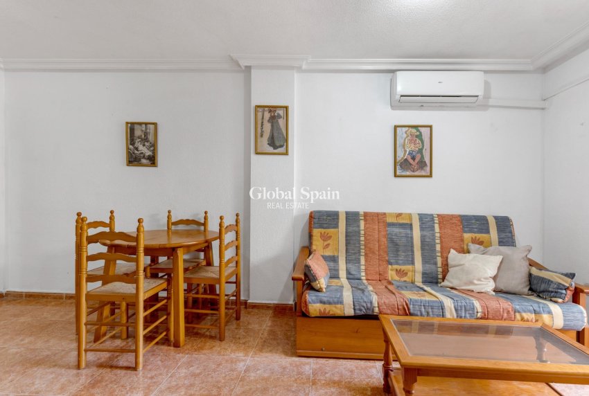 Resale - Ground Floor -
TORREVIEJA - Estacion de autobuses