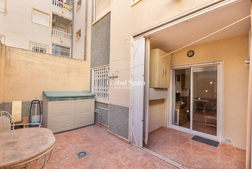 Resale - Ground Floor -
TORREVIEJA - Estacion de autobuses