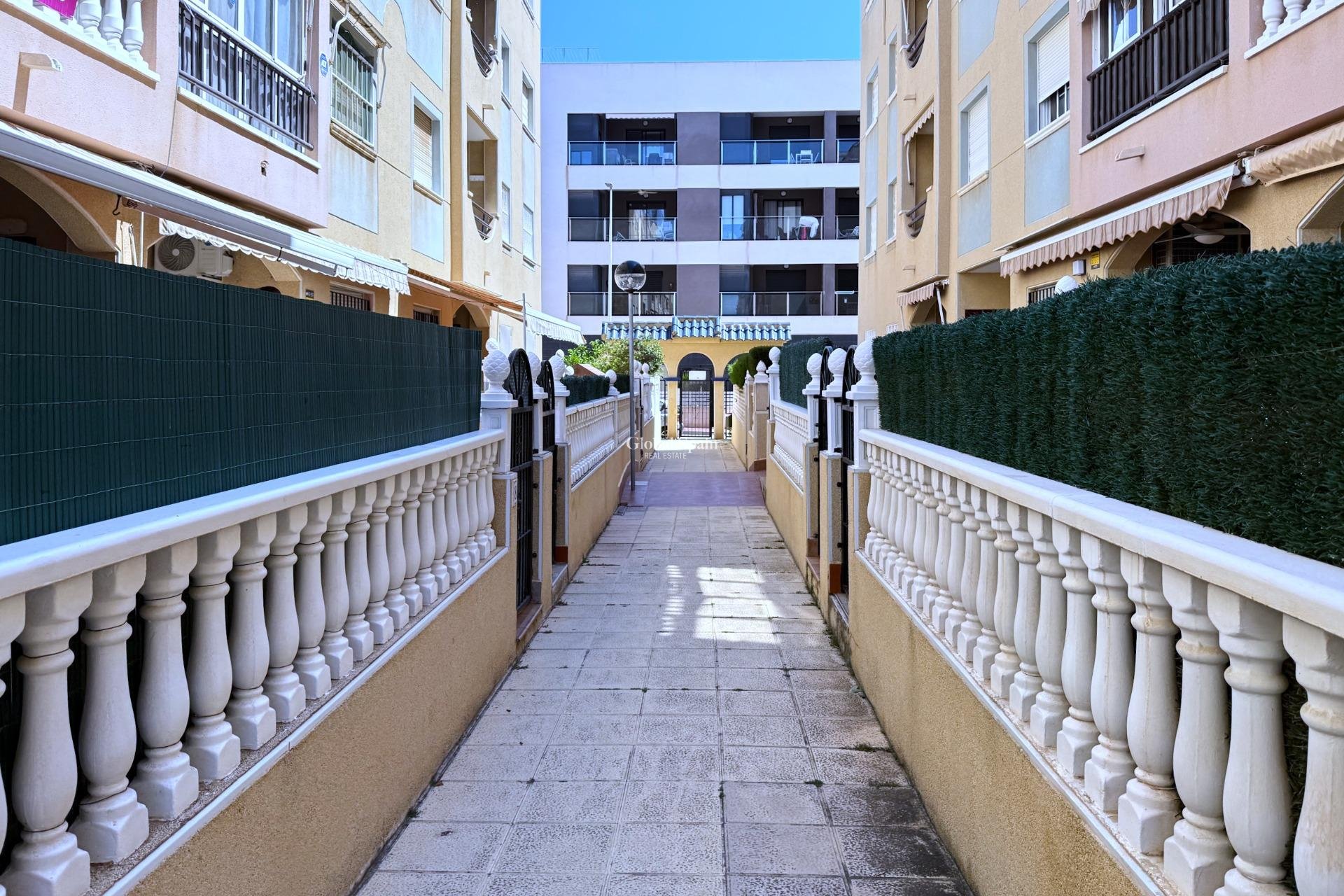 Resale - Ground Floor -
TORREVIEJA - La Mata pueblo