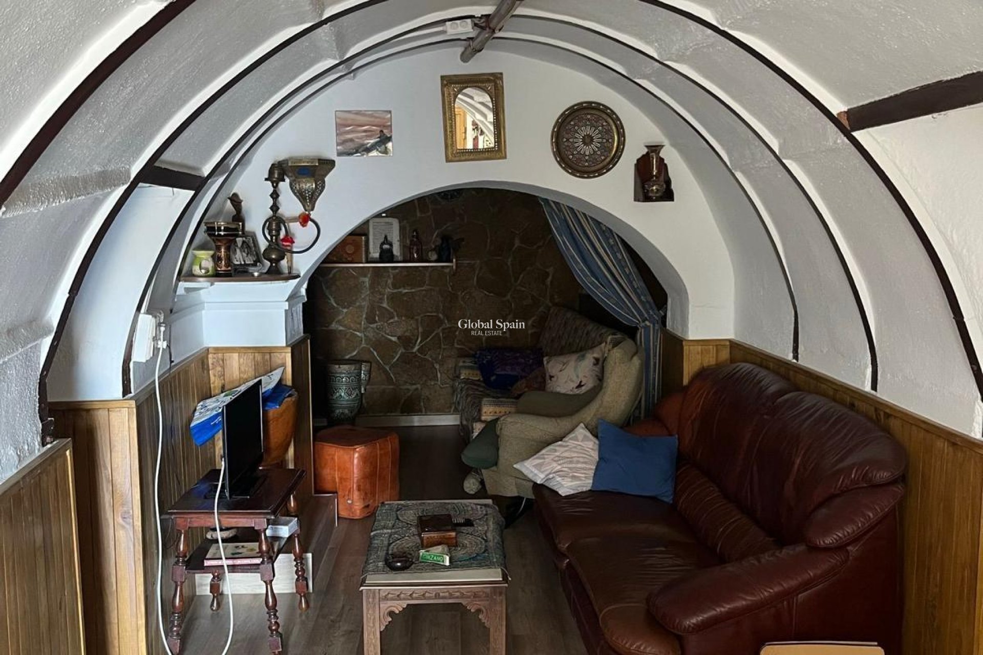 Resale - HOUSE -
ABANILLA - El Partidor