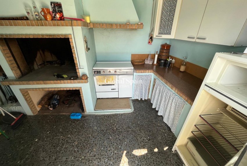 Resale - HOUSE -
ABANILLA - El Partidor