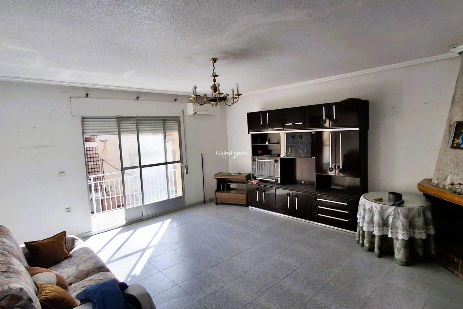 Resale - HOUSE -
ABANILLA - Inland