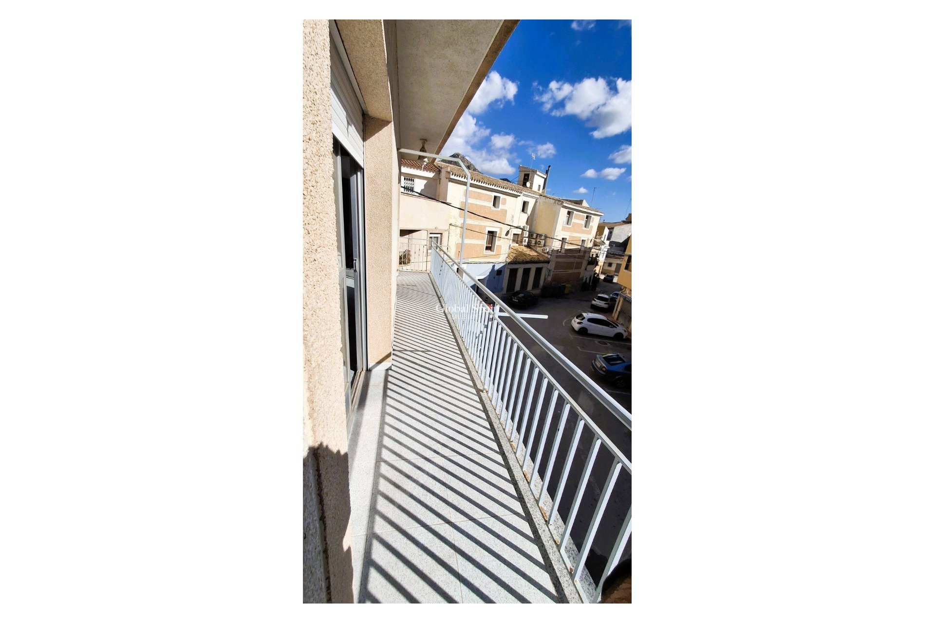 Resale - HOUSE -
ABANILLA - Inland